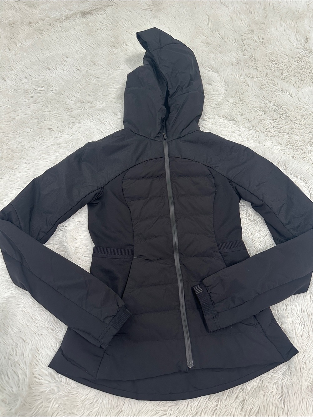 ▪️ Lululemon Down For It All Puffer Jacket